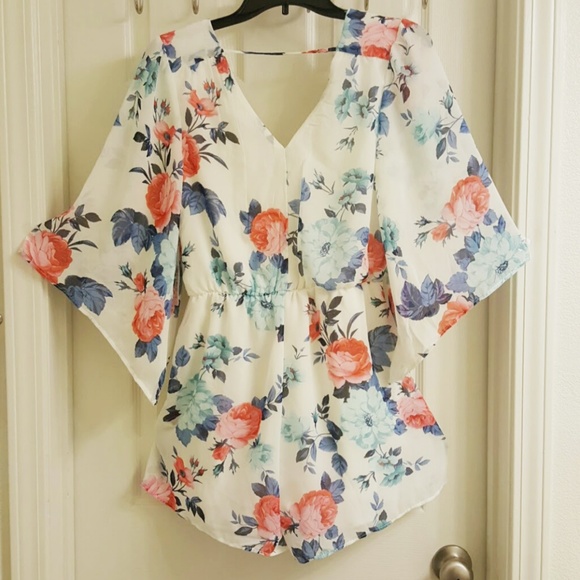 Chiffon Floral Romper  Sm & Med - Picture 2 of 4